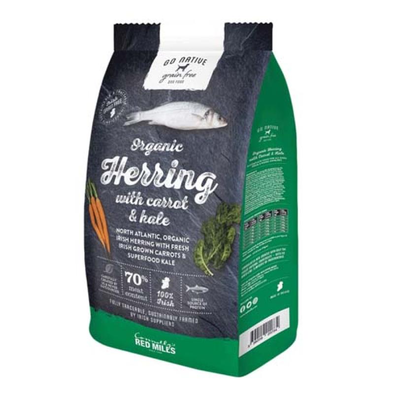 Go Native Herring with Carrot and Kale 4kg obsahuje až 70% masa ze sledě Go Native