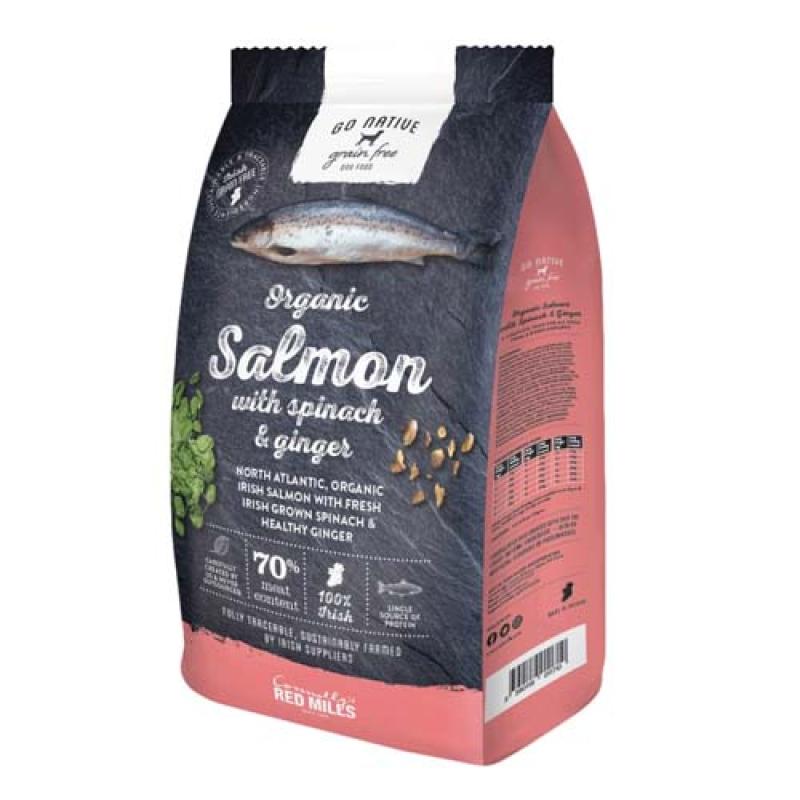 Go Native Salmon with Spinach and Ginger 4kg obsahuje až 70% masa z lososa Go Native