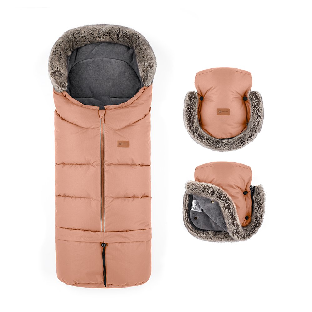 Petite&Mars Set zimní fusak Arctic 4v1 + rukavice na kočárek Furry Pastel Peach Petite&Mars